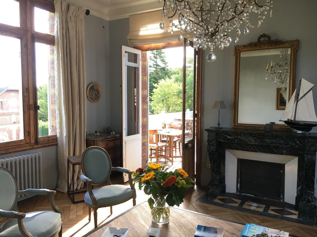 Guesthouse La Mascotte 빌레쉬르메르 외부 사진